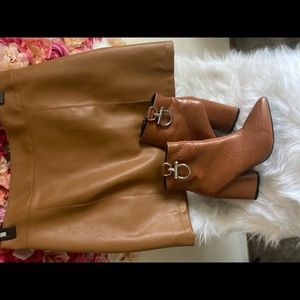 Cape robin booties